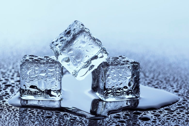 Schmelzendes Eis, frisches Wasser