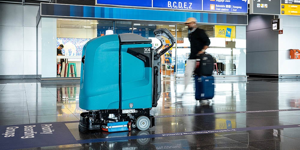 x4-rovr-frankfurt-airport